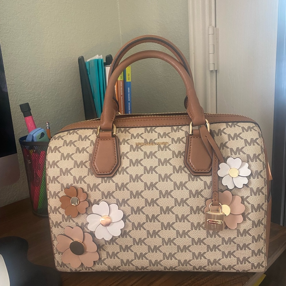 Michael Kors flora applique